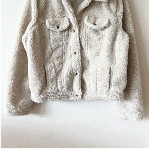 Olivaceous Fuzzy Sherpa Teddy Button Jacket - Picture 3 of 9